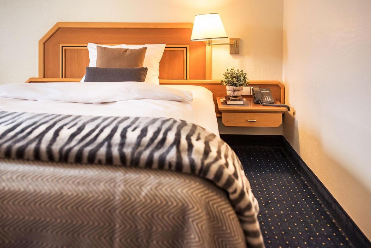 Sunderland Hotel Sundern Exteriör bild